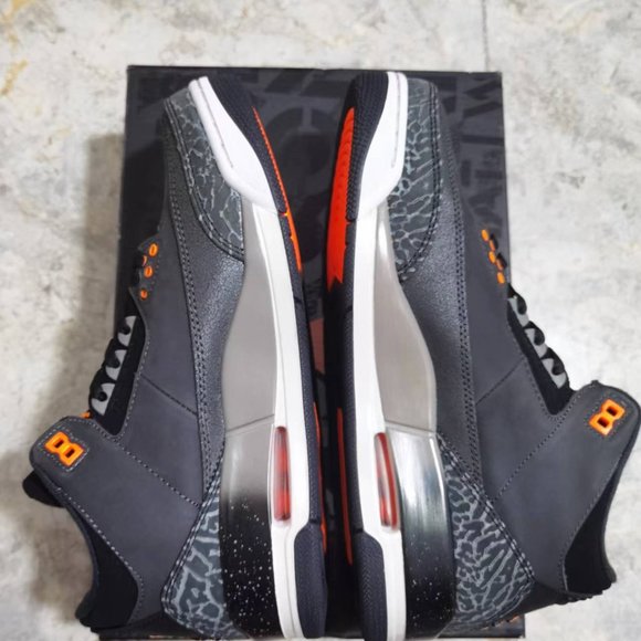 CT8532-080 Nike Air Jordan 3 Retro Grey Black retro blue Shoe size US 9 - Picture 3 of 7